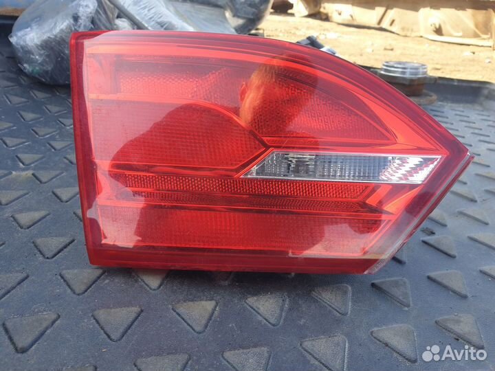 Фонарь зад внутренний левый VW Jetta VI Джетта 6