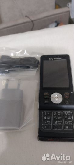 Sony Ericsson W595