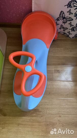 Детский трехколесный самокат