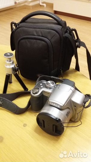 Цифровая фотокамера Panasonic Lumix DMC-FZ28