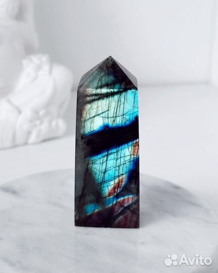 Лабрадорит