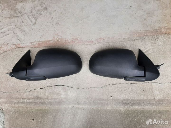 Зеркало на LADA калину