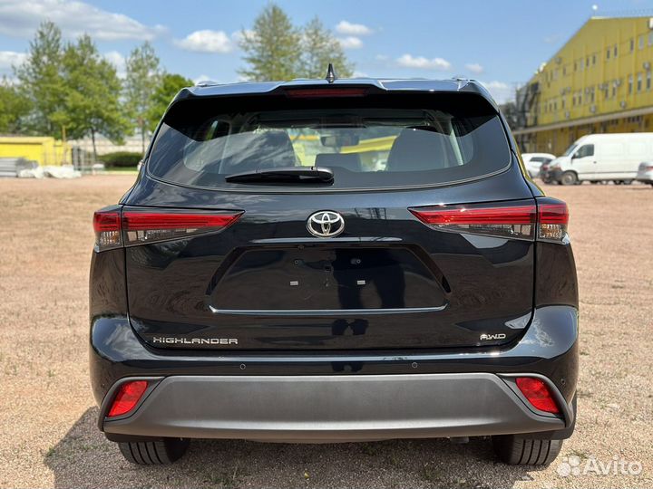 Toyota Highlander 3.5 AT, 2022, 85 км