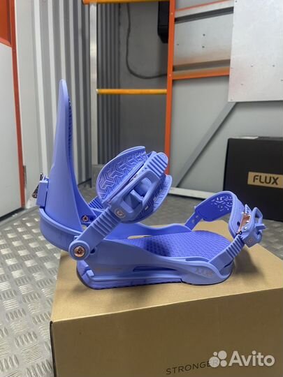 Крепления для сноуборда Union Juliet