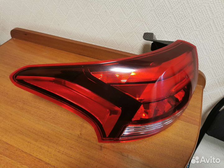 Фонарь задний