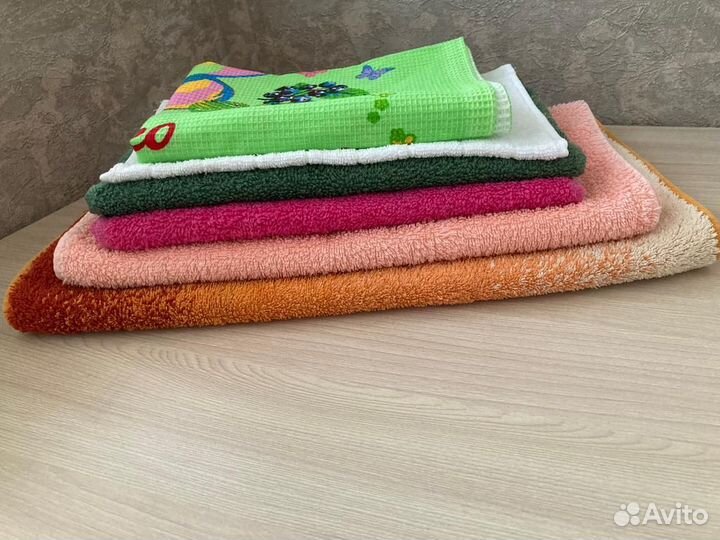 Полотенца пакетом новые и б/у