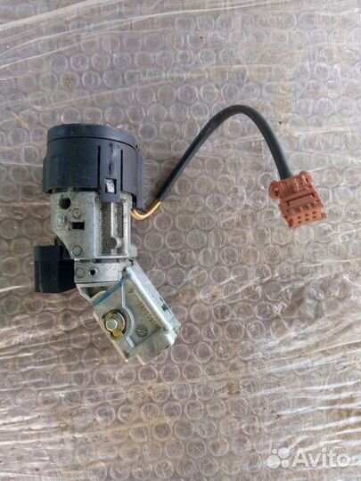 Замок зажигания Citroen Berlingo