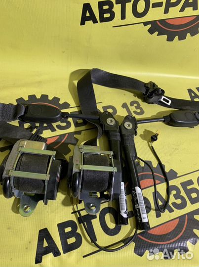 Ремни безопасности комплект Opel astra j 5 D