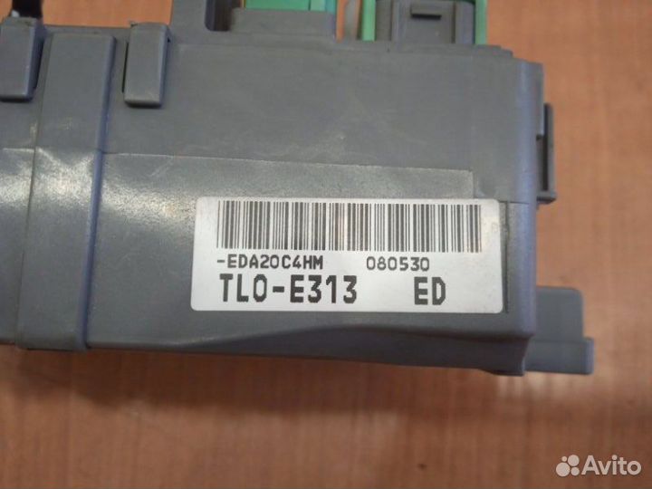 Монтажный блок (Блок управления, предохранителей