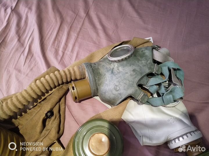 Противогазы 2 шт