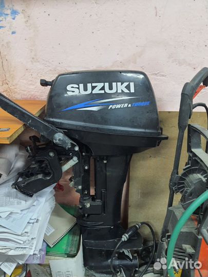 Надувная лодка с мотором