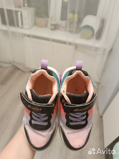 Кроссовки для девочки 26 размер