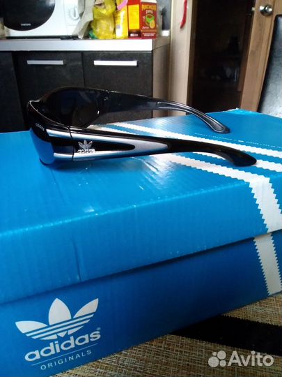 Солнцезащитные очки