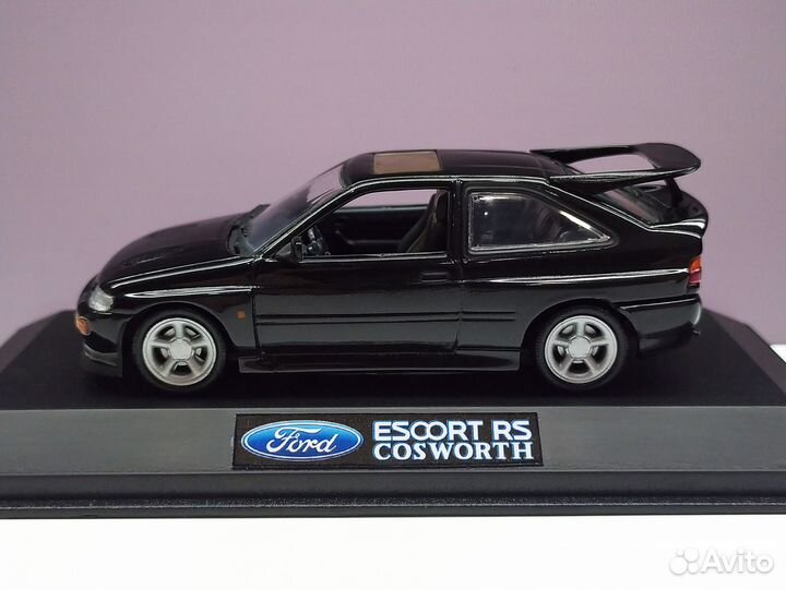 1:43 Ford Escort RS Cosworth