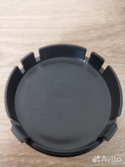 Колпачки заглушки литых дисков Вольво 64мм