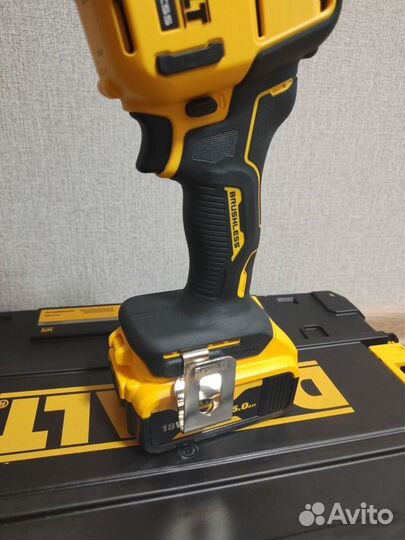 Сабельная пила Dewalt DCS 369NT Оригинал