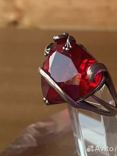Перстень кольцо с рубином