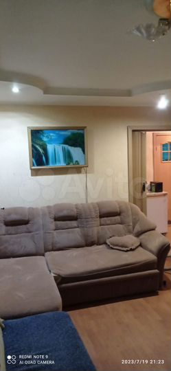 2-к. квартира, 43 м², 1/9 эт.