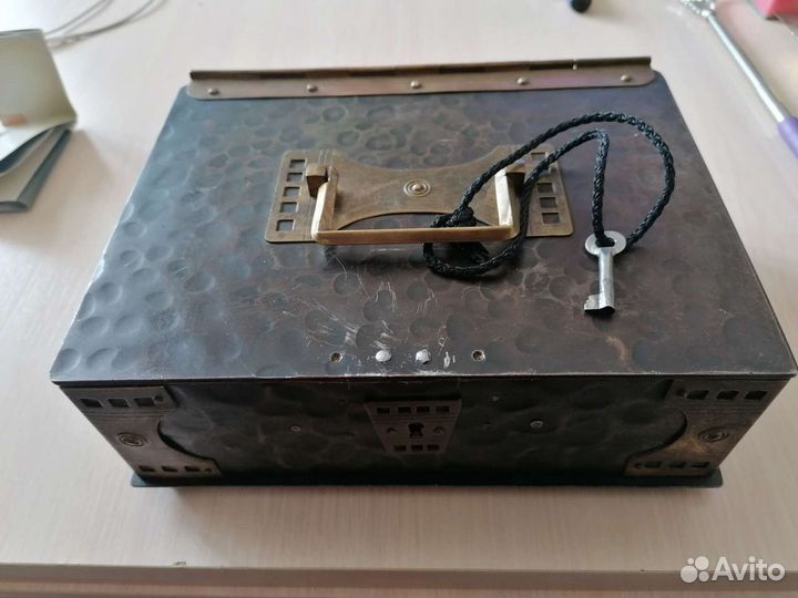 Немецкий сейф для документов