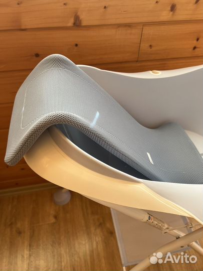 Ванночка для купания с подставкой