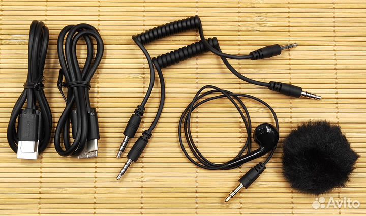 Беспроводной радио микрофон Ugreen CM476