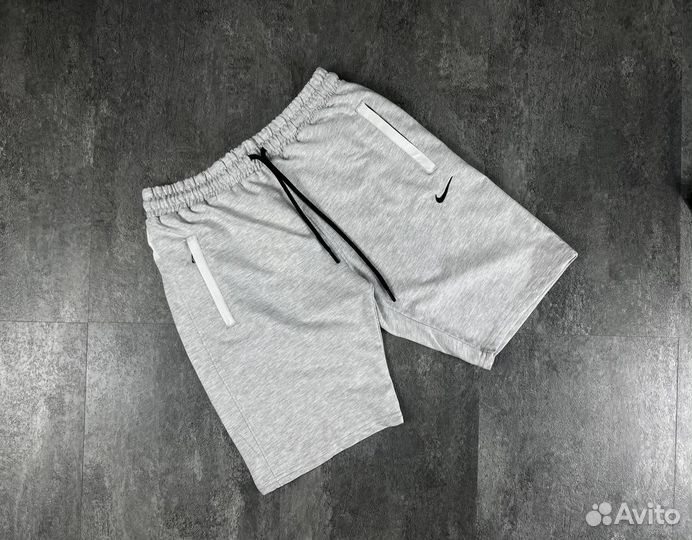 Шорты Nike