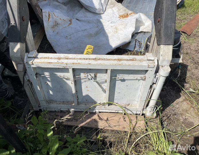 Аппарель гидро подъемник Ниссан Ваннет