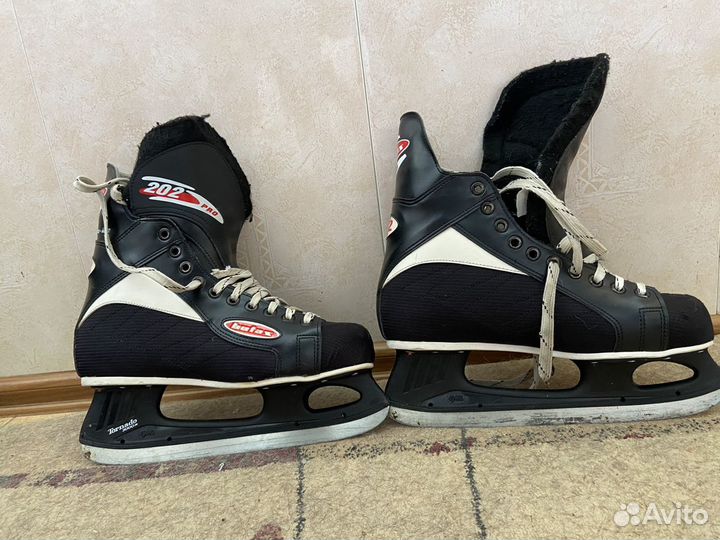 Коньки хоккейные Botas
