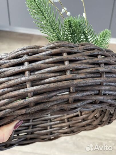 Венок новогодний из ротанга