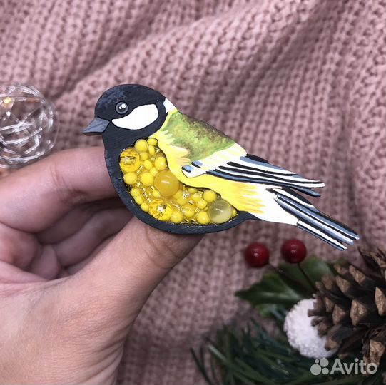 Брошь ручной работы