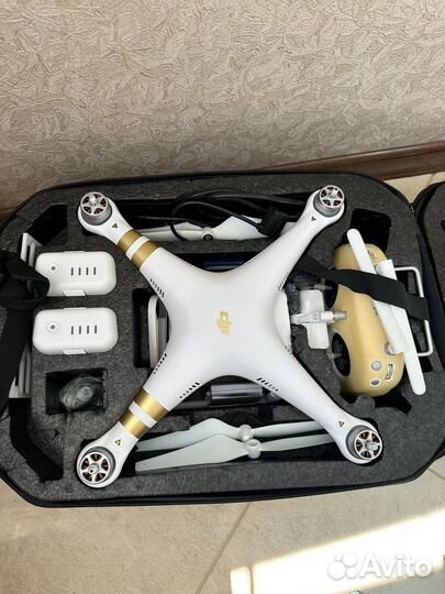Квадрокоптер dji phantom 3 pro