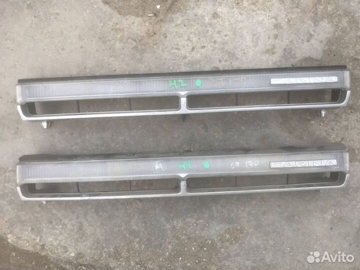 Решетка радиатора Toyota Carina 170