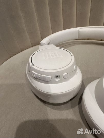 Наушники JBL Tune 760NC