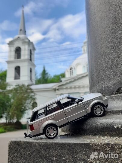 Range rover Sport модель 1:32