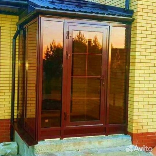 Пластиковые окна. Остекление частных домов