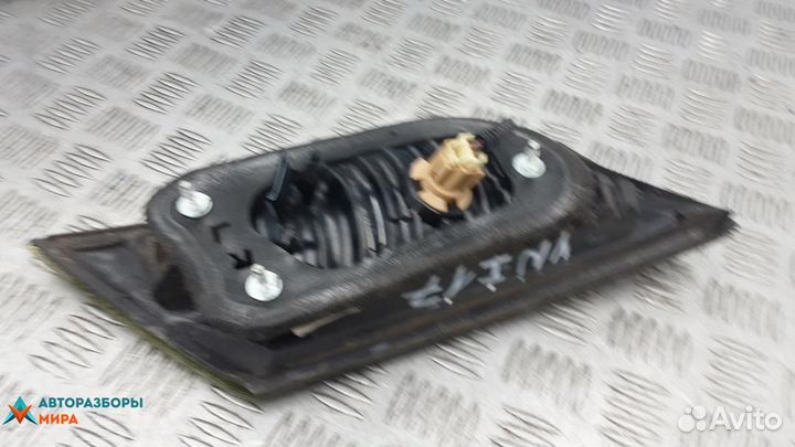 Фонарь крышки багажника правый Honda Civic 8 2008