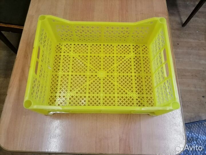 Продам пластиковые и деревянные ящики