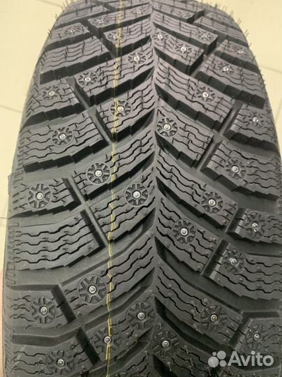 Michelin X-Ice North 4 205/65 R16