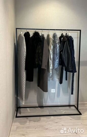 Вешалка напольная