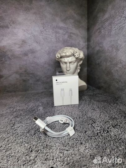 Аксессуары для iPhone