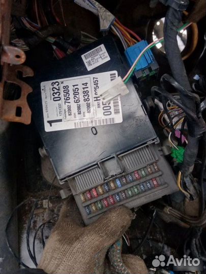 Блок предохранителей Renault Laguna 2 2.2 2003