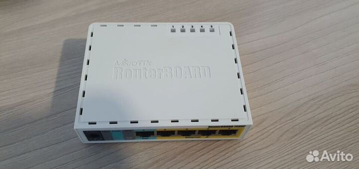 Mikrotik CRS125, RB750up, RB951Ui