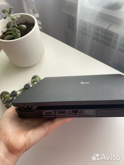 Sony playstation 4 slim 1 tb + игры