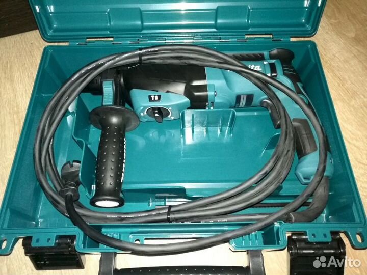 Перфоратор Makita HR2630