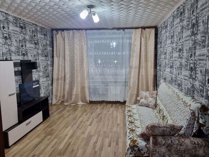 2-к. квартира, 50 м², 3/9 эт.
