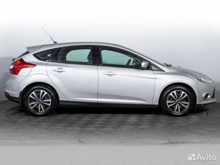 Ford Focus 1.6 МТ, 2011, 210 224 км