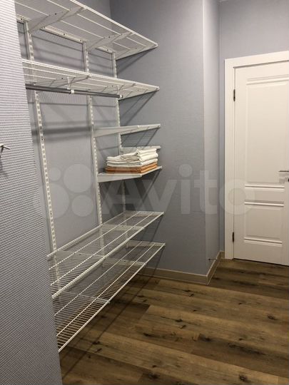 2-к. квартира, 40 м², 1/3 эт.