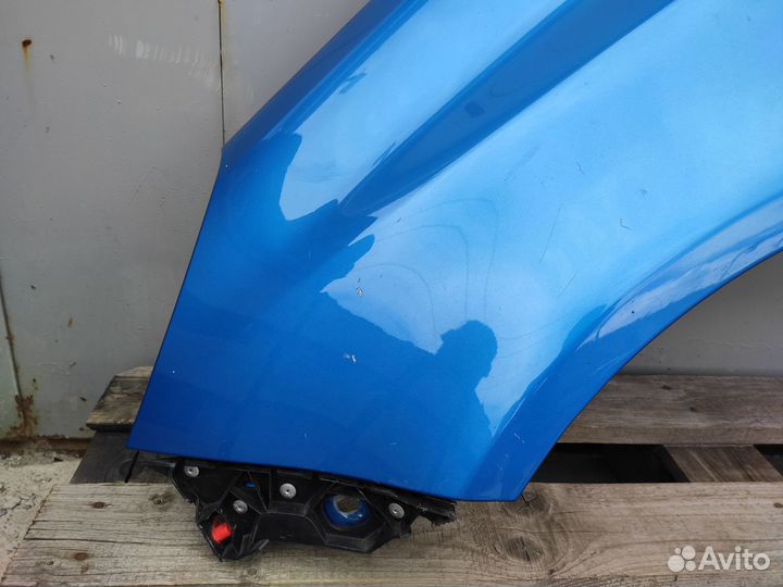 Крыло переднее левое на Opel Corsa D