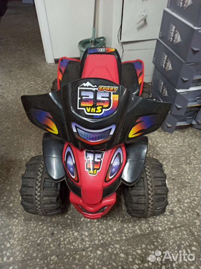 Детский квадроцикл на аккумуляторе 12v