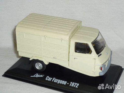 Piaggio Vespa Ape 1:32 Italery